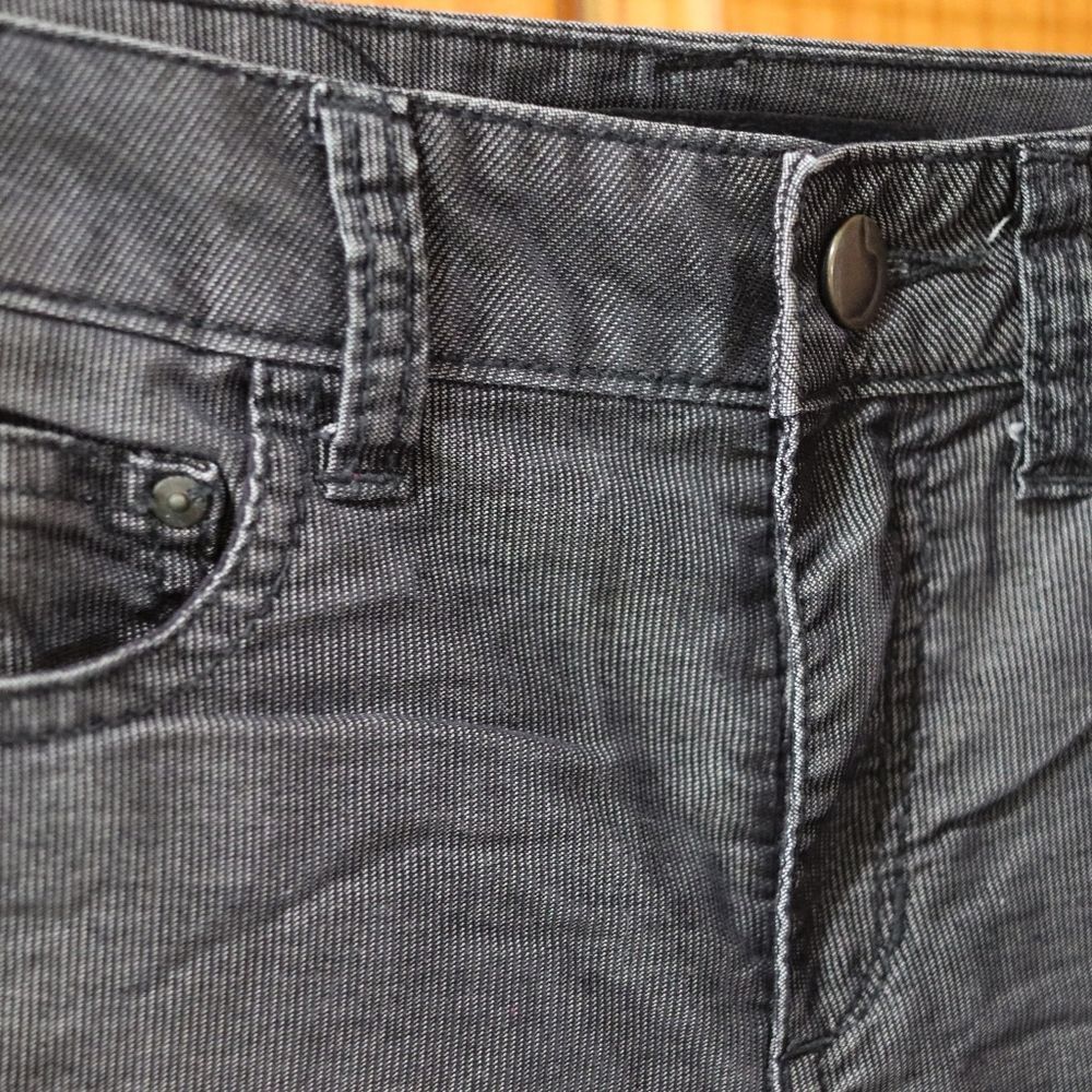Joe Jean's Gray Burnout Distressed Ever Blue Straight Leg Jean's 12 - Picture 10 of 16